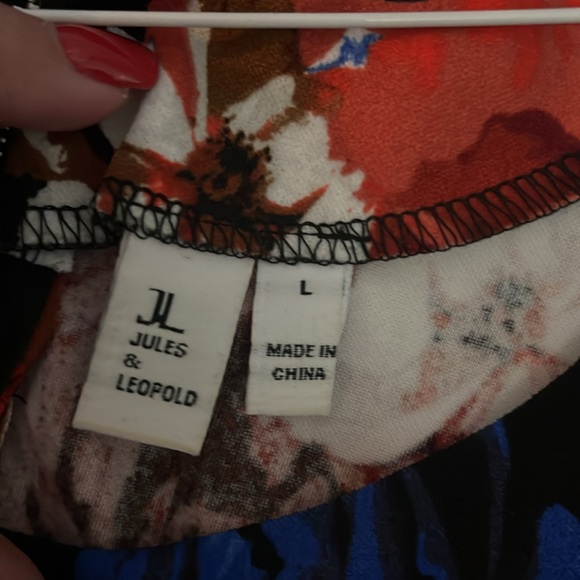 Jules & Leopold flowered short sleeve blouse with zipper in back size Large - Picture 4 of 5